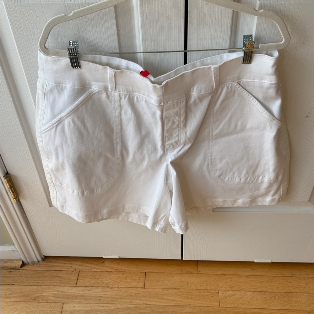 SPANX Women's White Shorts